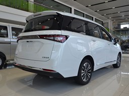 五菱佳辰外觀圖片