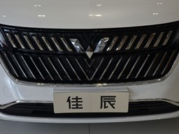 五菱佳辰細節(jié)圖片