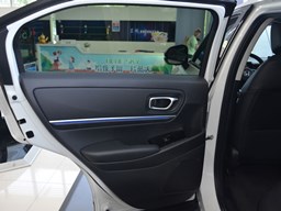 本田e：NS1內(nèi)飾圖片