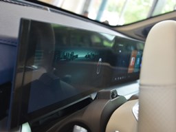 榮威鯨內(nèi)飾圖片