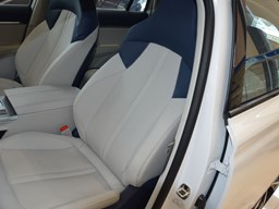 榮威鯨內(nèi)飾圖片