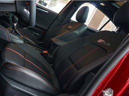 福特?？怂?內(nèi)飾圖片