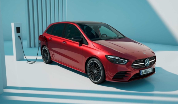 20萬左右的奔馳車有哪幾款 奔馳A級、奔馳B級、奔馳威霆三款車型