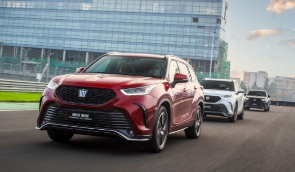 油電混合動力車型報價推薦 漢蘭達(dá)、雷克薩斯UX、皇冠陸放值得購買