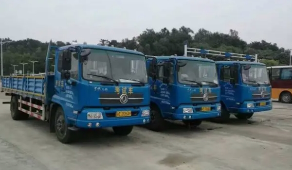 b1和b2駕照的區(qū)別 準(zhǔn)駕車(chē)型和考試要求不同（可以駕駛不同車(chē)型）