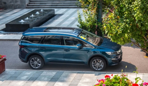 七座商務(wù)車(chē)10萬(wàn)左右 廣汽傳祺M6、五菱凱捷、嘉際三款車(chē)十萬(wàn)左右