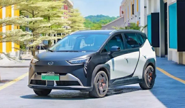 15萬(wàn)以?xún)?nèi)最好的電動(dòng)汽車(chē) 元plus、Aion Y、哪吒V三款純電suv推薦