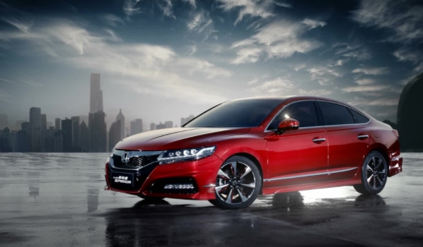 思鉑睿和雅閣哪個(gè)好 雅閣好一些（配置豐富、動(dòng)力充足、保值率高）