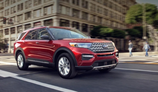 轎車和suv哪個好 各有好處（轎車舒適度高/suv空間大、通過性好）