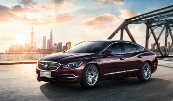 別克君越怎么樣 安全配置豐富、發(fā)動機(jī)動力充沛、車身外觀霸氣