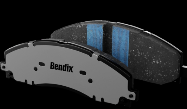 奔德士和博世剎車片哪個好 博士剎車片更加耐磨（世界最大的品牌）