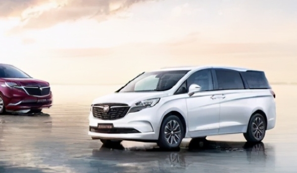 別克gl8怎么樣 配置豐富、行駛穩(wěn)定、加速效果好、外觀帥氣