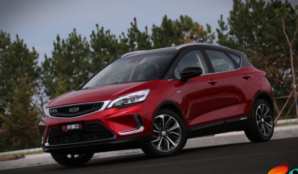 吉利帝豪gs怎么樣 配置比較豐富、加速效果好（行駛穩(wěn)定性不錯）