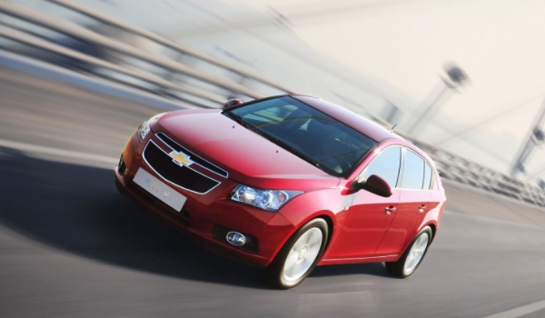 雪佛蘭科魯茲怎么樣 駕駛性能好、車輛配置豐富（目前已停產(chǎn)）