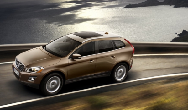 沃爾沃xc60怎么樣 加速動力強(qiáng)、車身油耗低、車內(nèi)空間效果好