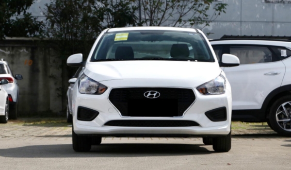 現(xiàn)代瑞納怎么樣 車身時尚、舒適性好、油耗較低