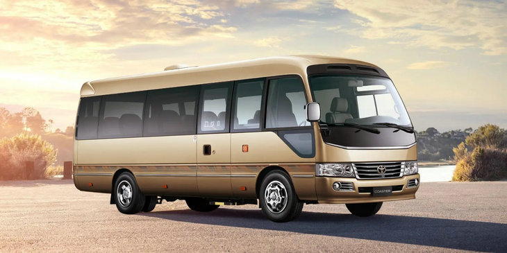 考斯特是多少座的車