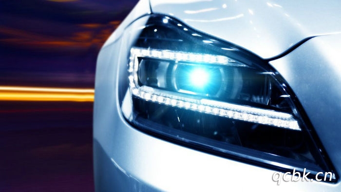 示寬燈和近光燈區(qū)別是什么