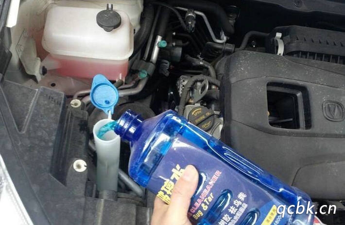 汽車加玻璃水的標(biāo)志是哪個