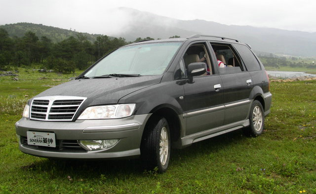 東南菱紳7座商務車怎么樣