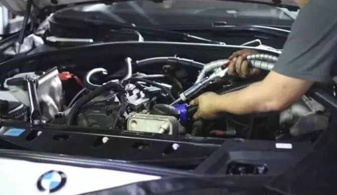 汽車清洗缸內(nèi)積碳多少錢(qián)