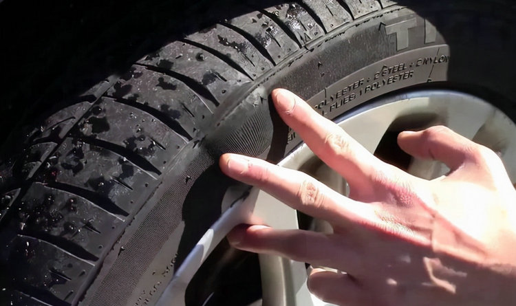 汽車爆胎找誰處理比較好