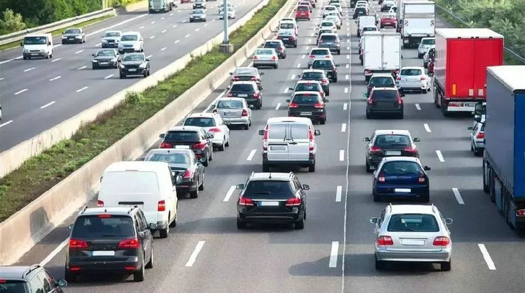 什么節(jié)假日高速公路免費通行