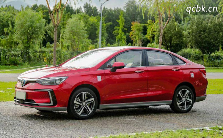 十萬(wàn)左右新能源汽車(chē)哪款好 10萬(wàn)左右新能源車(chē)推薦