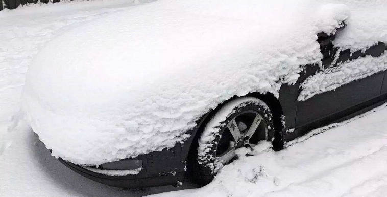 汽車(chē)被凍住了怎么辦