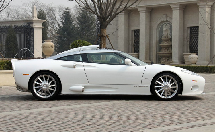 世爵c8多少錢(qián)一輛