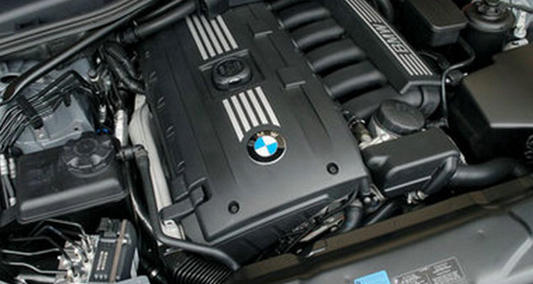 發(fā)動機怠速不穩(wěn)忽高忽低是什么原因