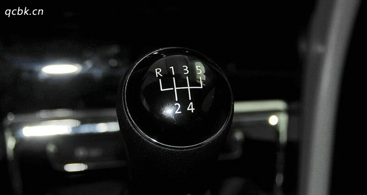 掛倒檔車(chē)子發(fā)抖怎么回事