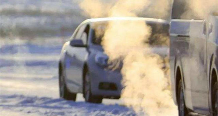 自動(dòng)擋車(chē)冬天加油不起步怎么回事