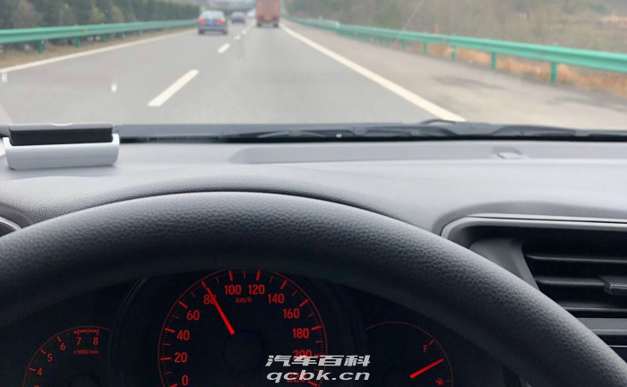 開(kāi)車經(jīng)常開(kāi)40碼算慢嗎