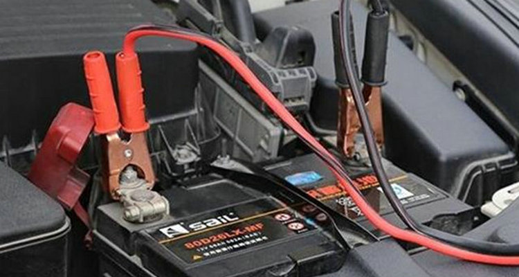 汽車電瓶負(fù)極斷開(kāi)能放多久