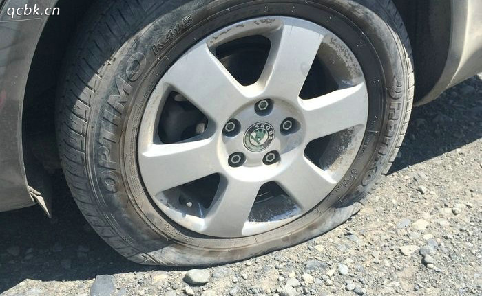 不是防爆胎沒(méi)氣了還能開(kāi)么