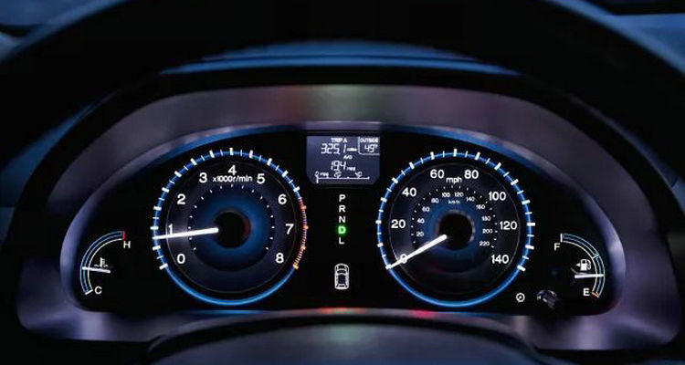 汽車怠速高是什么原因造成的