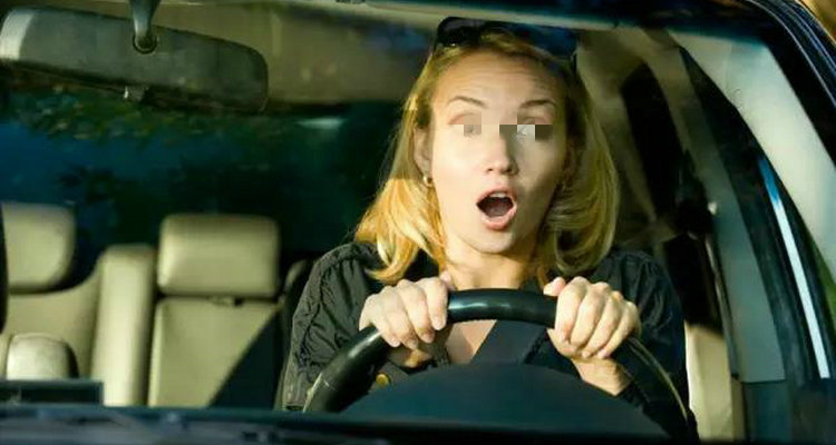 直線行駛方向盤控制不穩(wěn)是什么原因