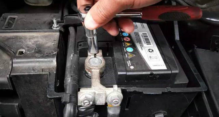 電瓶負極拆掉對車有什么影響