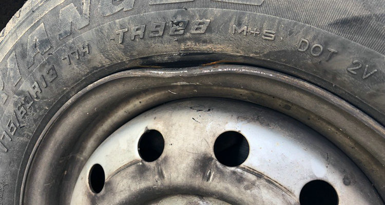 汽車鋼圈變形怎么修復