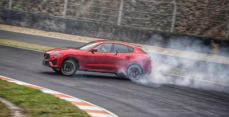 無(wú)證駕駛汽車(chē)抓到怎么處罰