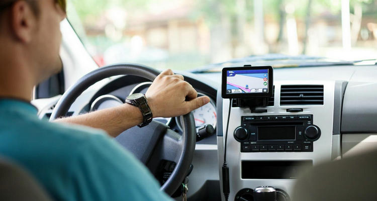 手動(dòng)擋車減速時(shí)需要踩離合嗎