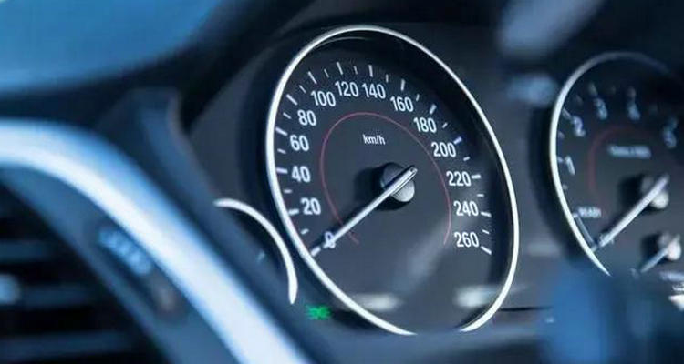 汽車不開多久發(fā)動一次最好