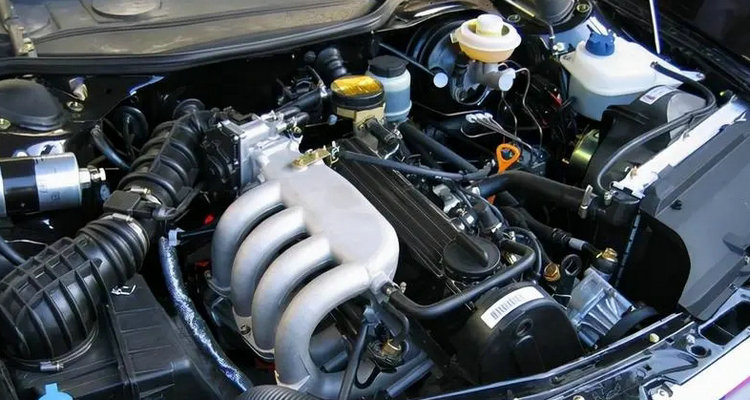 發(fā)動(dòng)機(jī)噪音大抖動(dòng)是什么原因