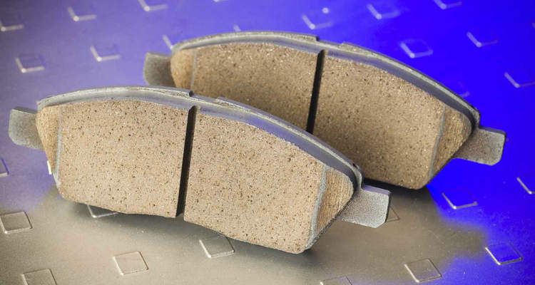 陶瓷剎車片的優(yōu)缺點(diǎn)是什么