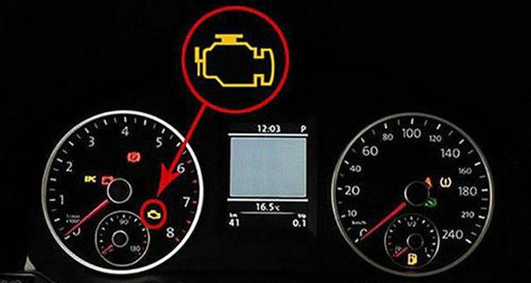 發(fā)動(dòng)機(jī)標(biāo)志亮黃燈閃爍怎么回事