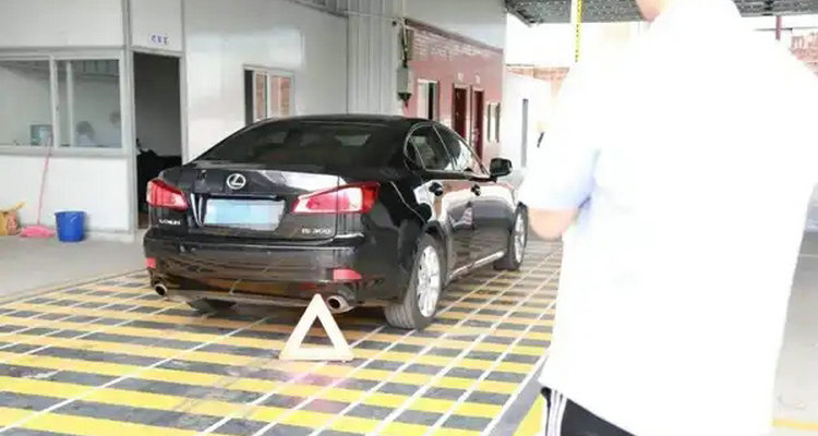 驗車過期一個月怎么辦