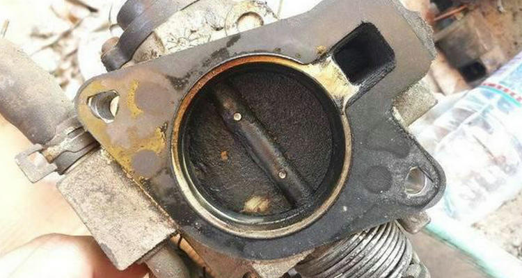 節(jié)氣門臟了會(huì)導(dǎo)致車出現(xiàn)什么問(wèn)題