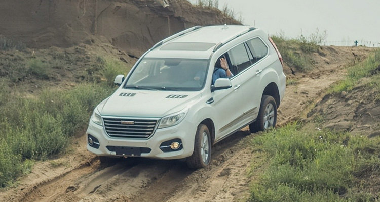 自動擋車下坡的正確操作方法