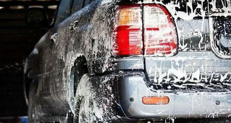 新車洗車需要注意什么